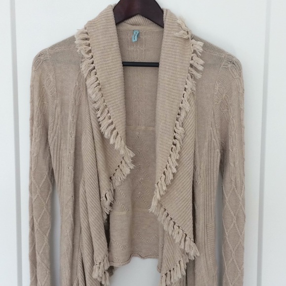 Guess by Marciano Cardigan - Picture 3 of 7